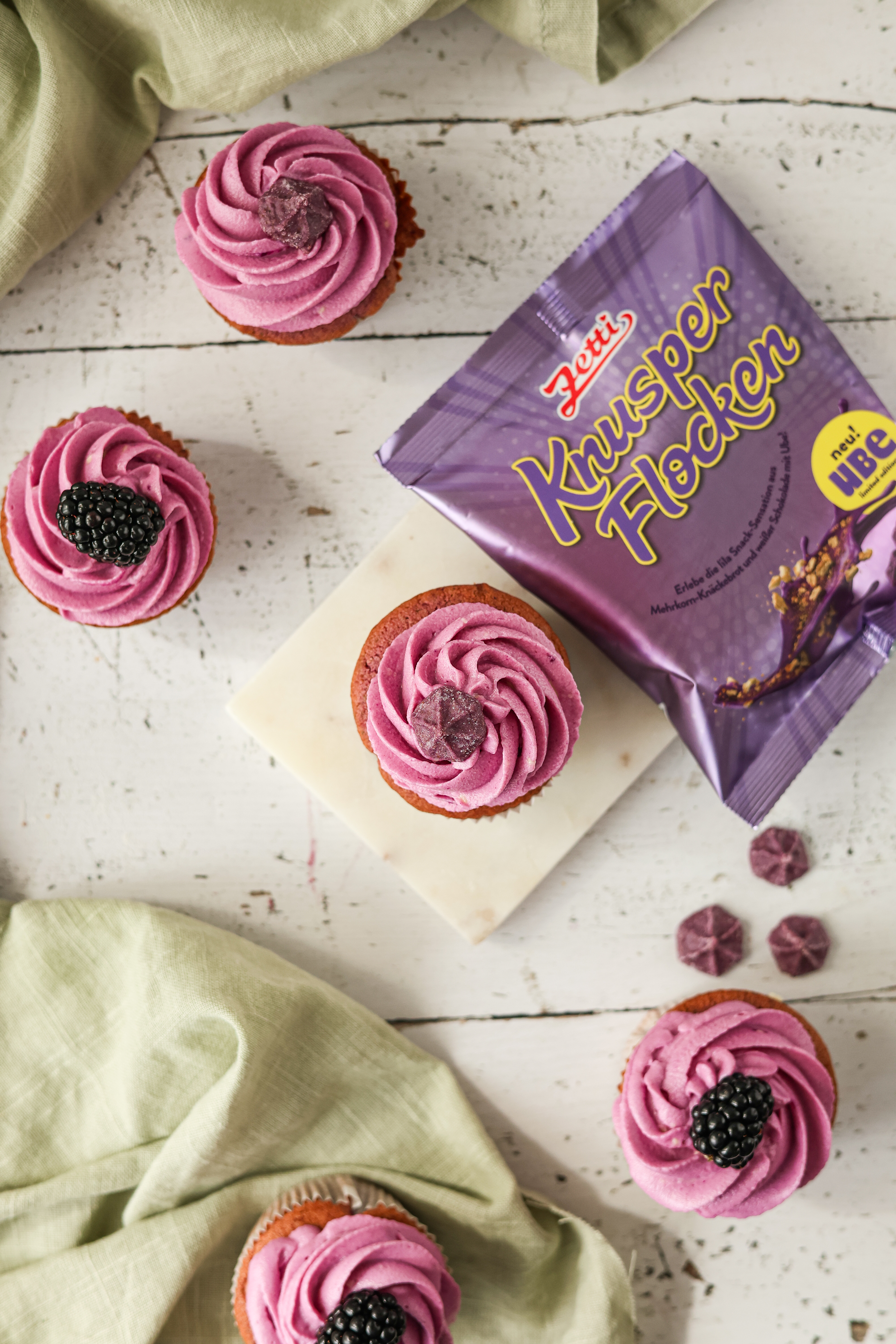 UBE CUPCAKES