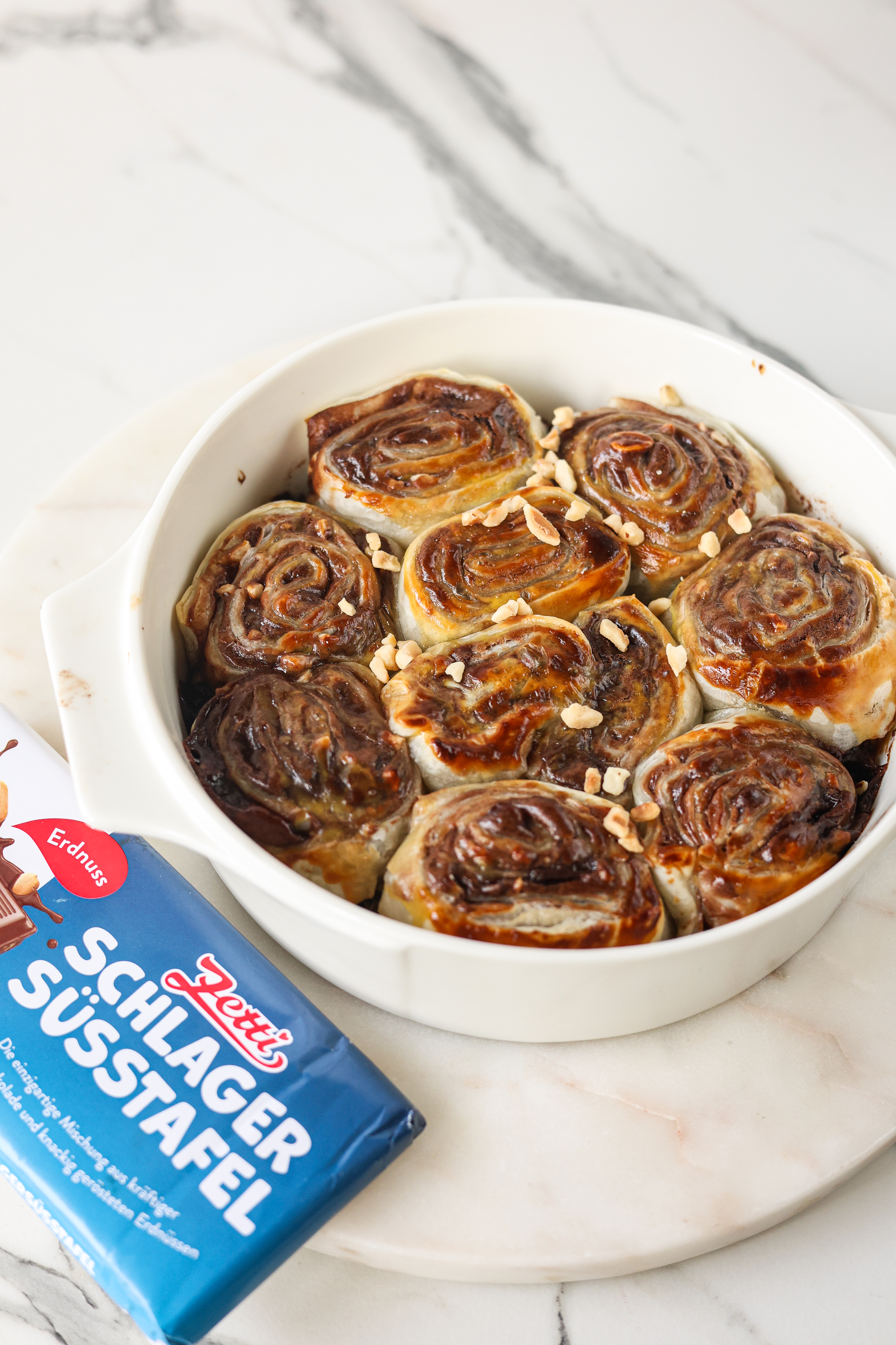 SCHOKO-NUSS ROLLS
