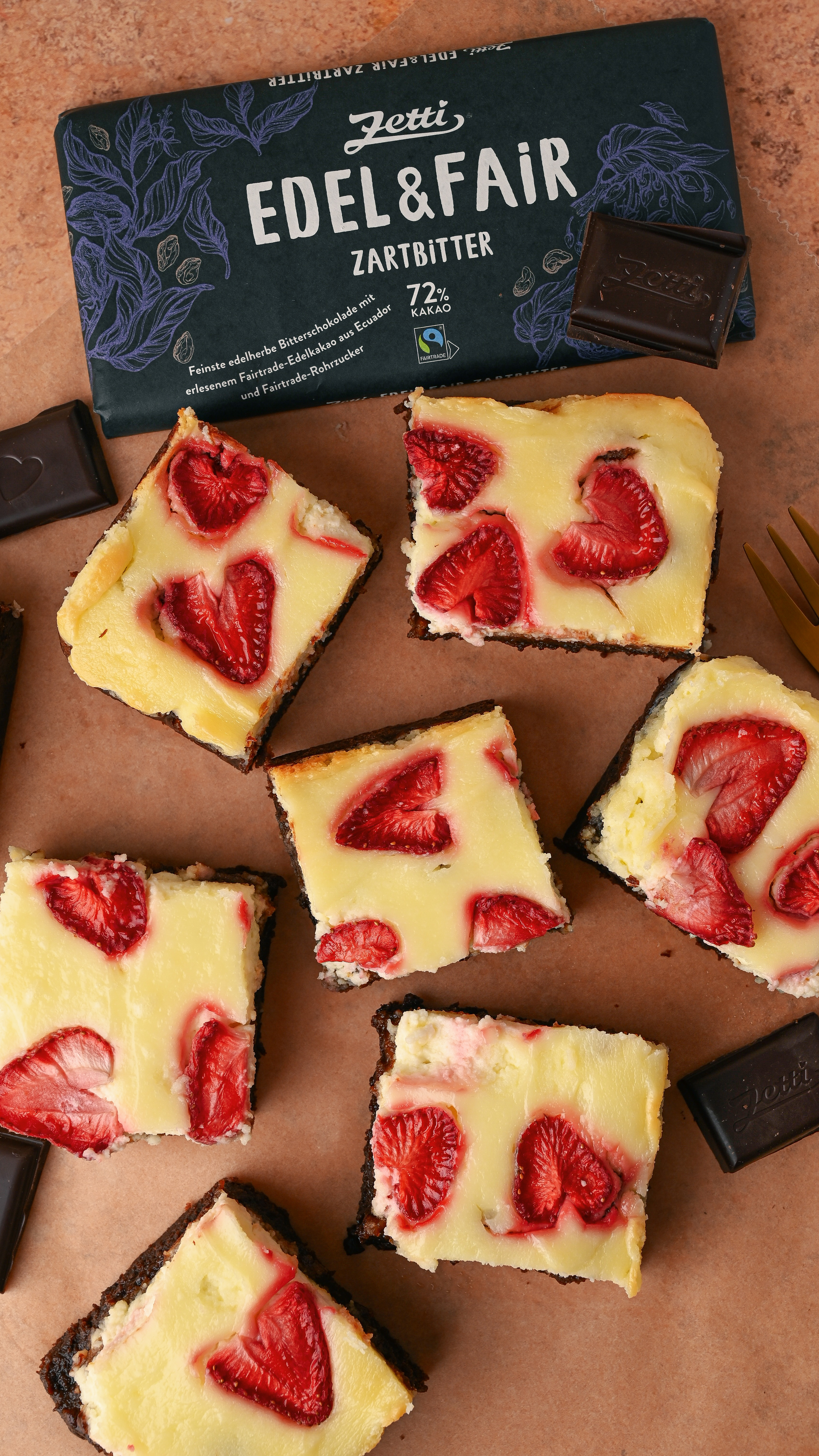 STRAWBERRY CHEESECAKE BROWNIE