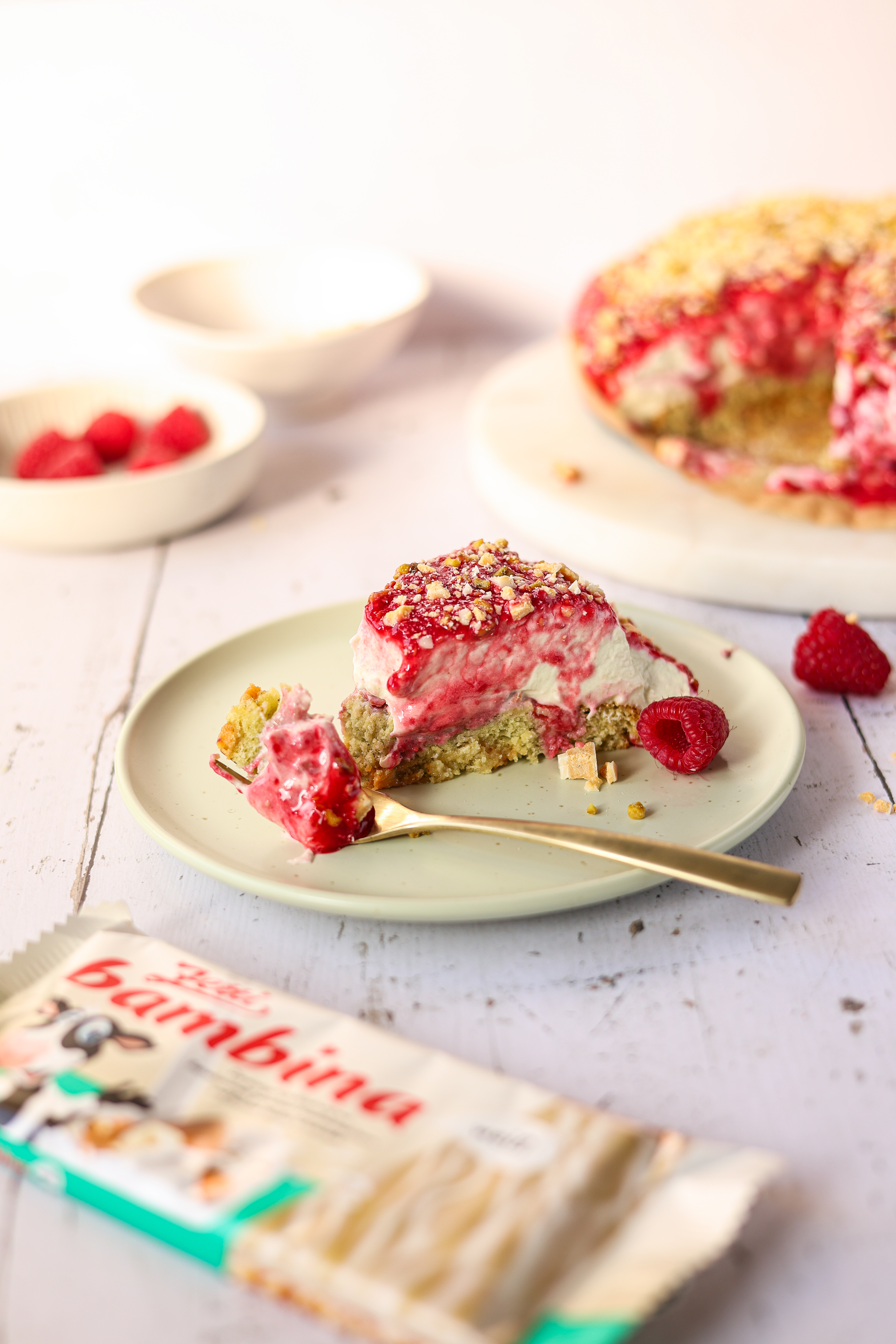 HIMBEER-PISTAZIEN-CHEESECAKE