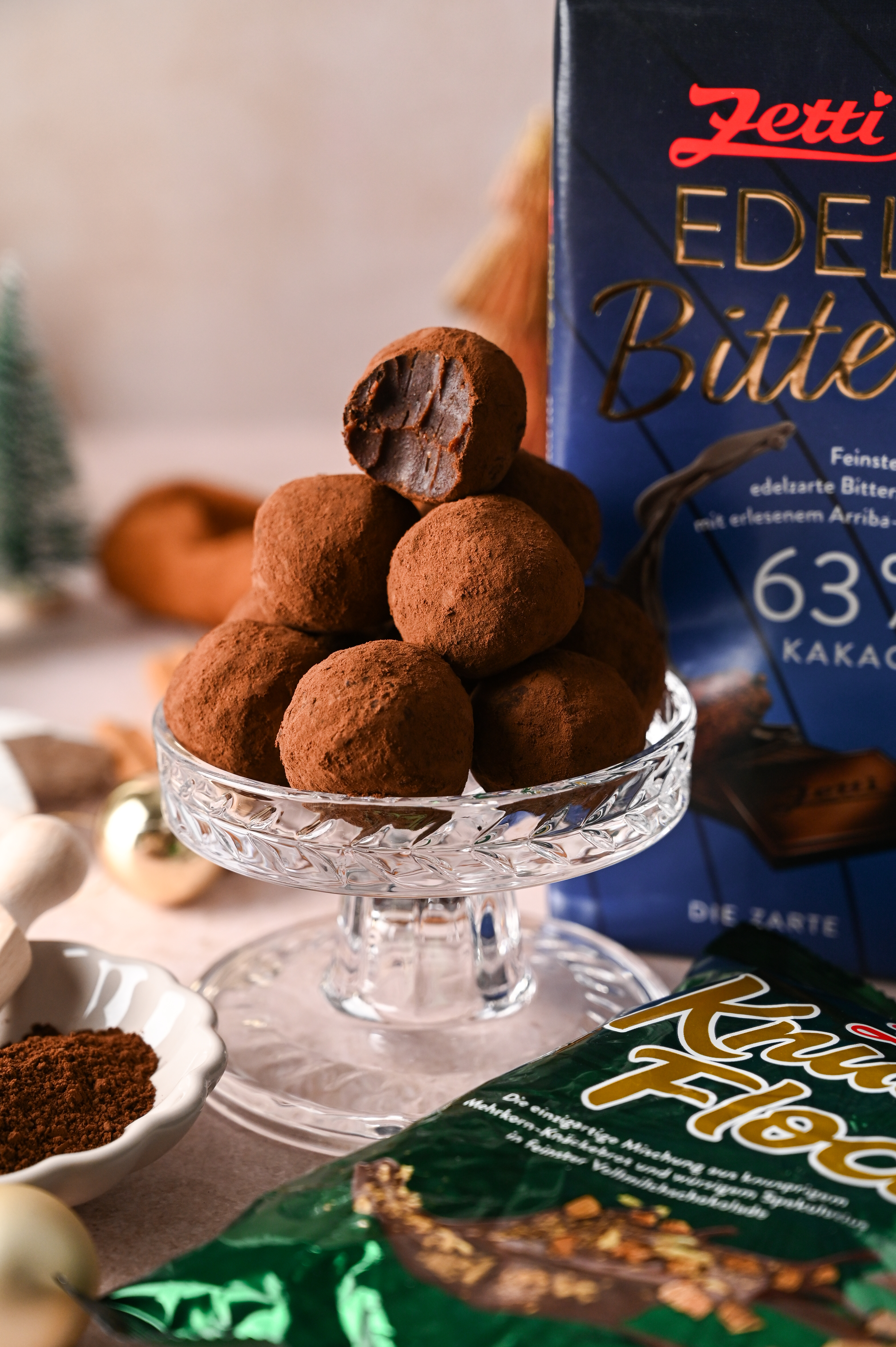 WEIHNACHTLICHE SCHOKOLADEN-TRÜFFEL