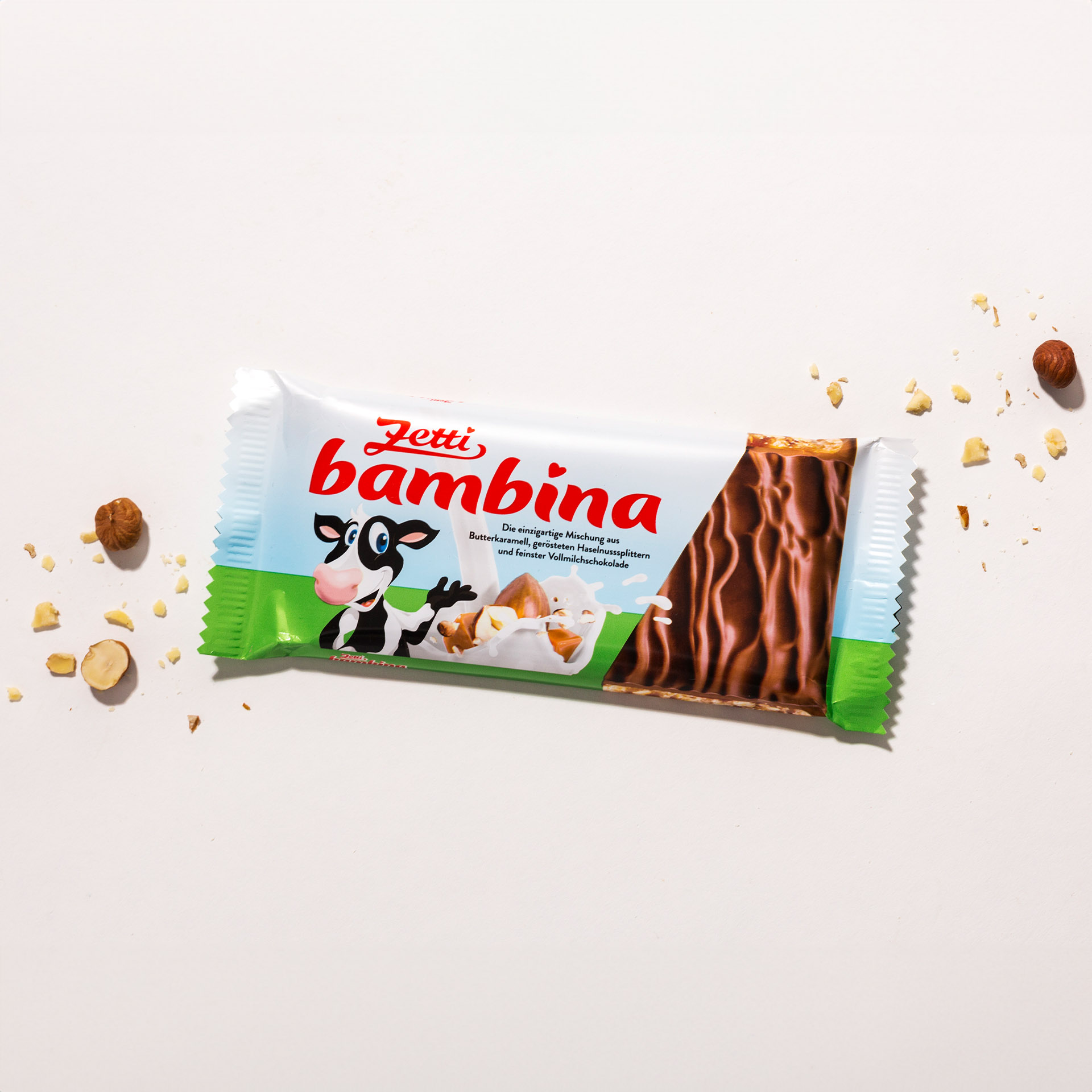Zetti Bambina Vollmilch Eine Tafel Zetti Bambina Klassik eingebettet in Haselnüssen