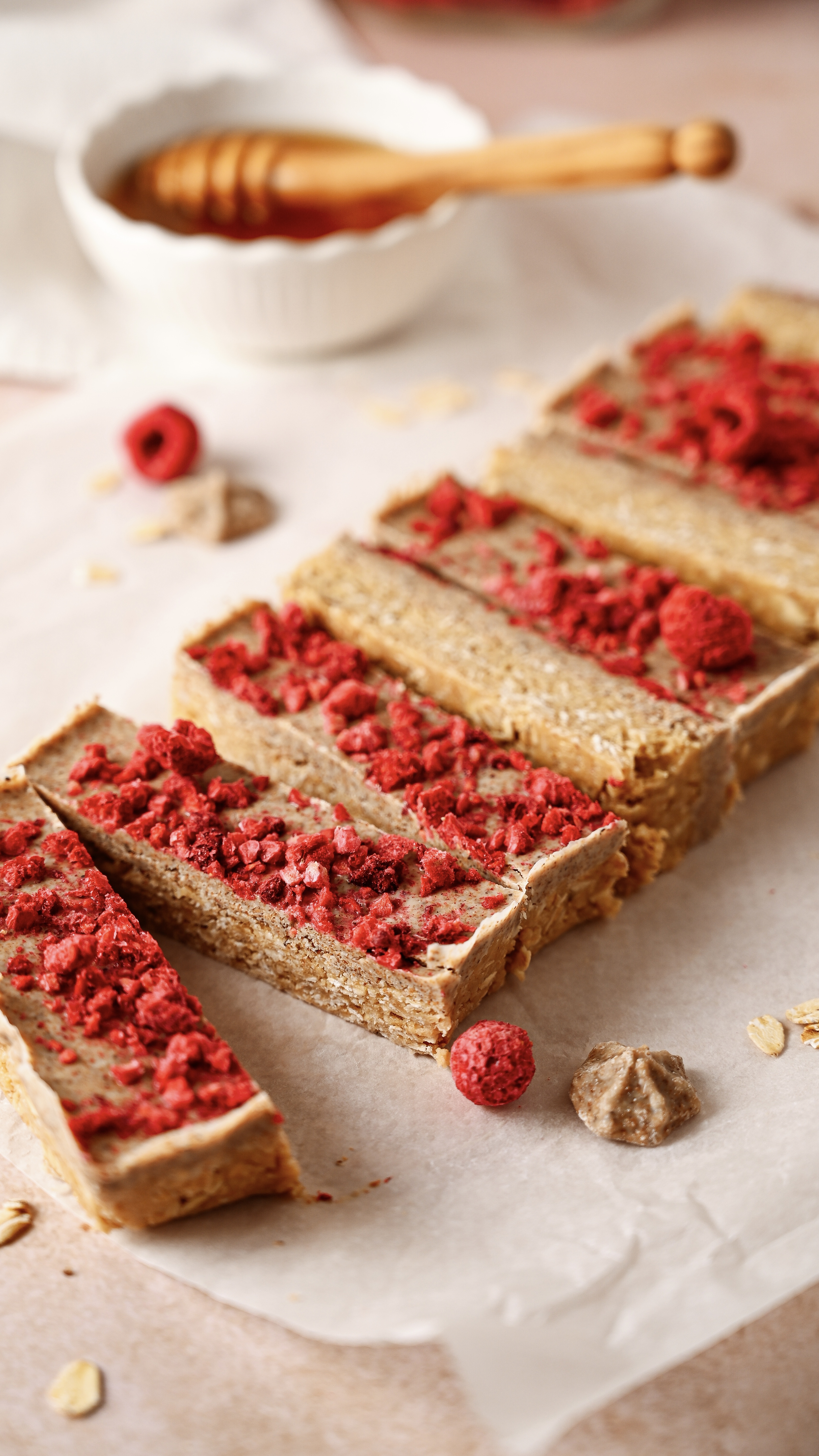HIMBEER-MÜSLI-RIEGEL