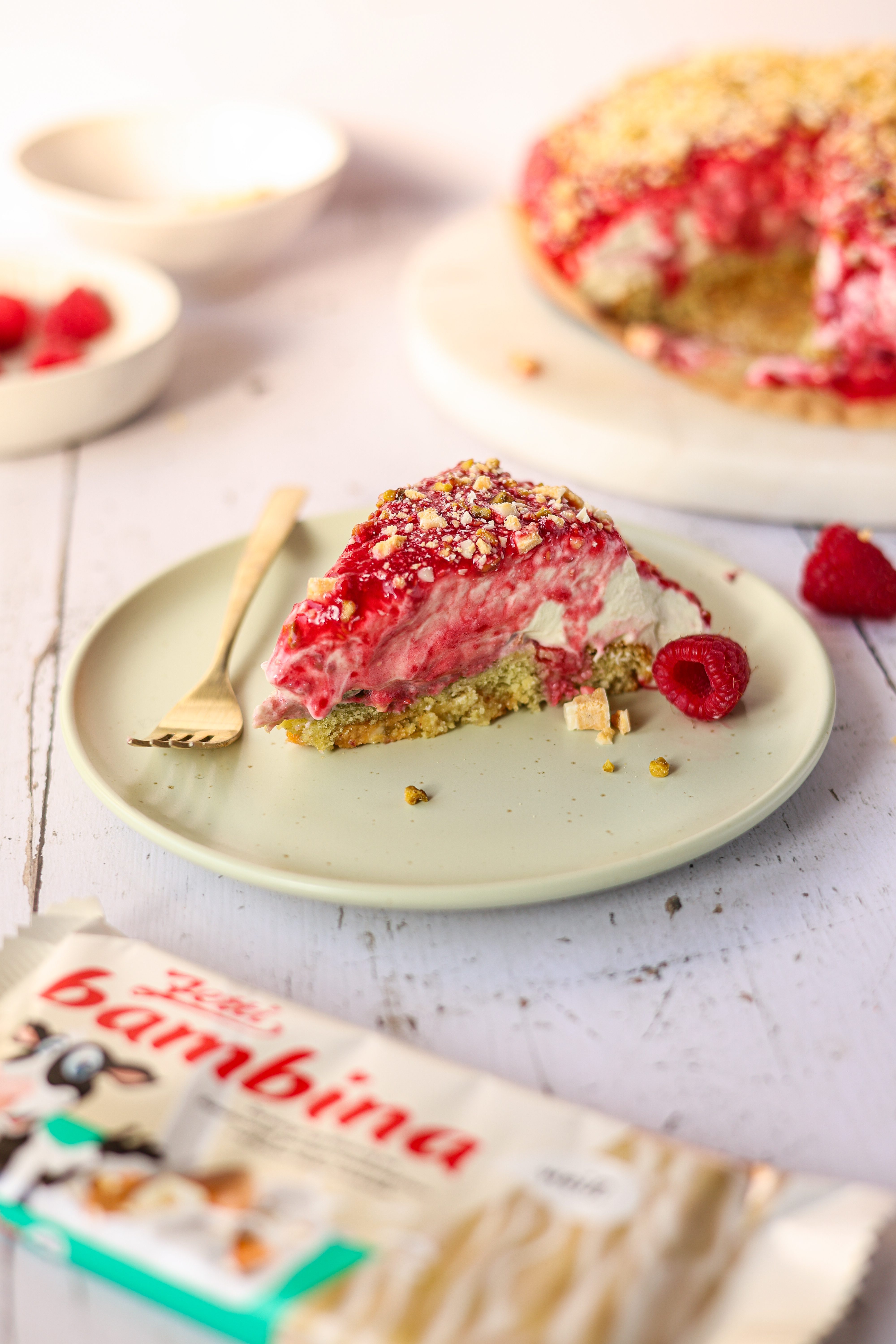 HIMBEER-PISTAZIEN-CHEESECAKE