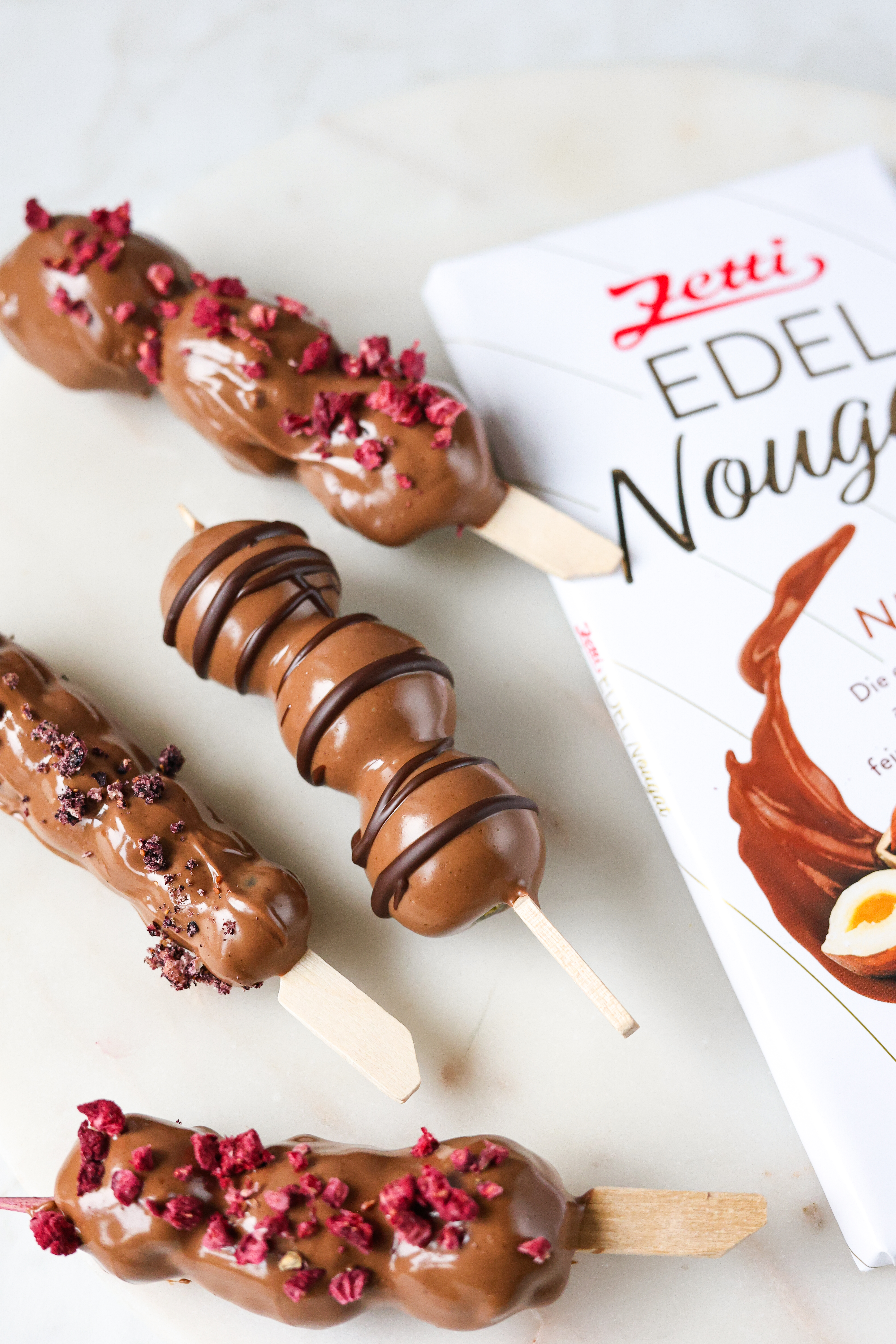 SCHOKO-FRUCHT-SPIEßE