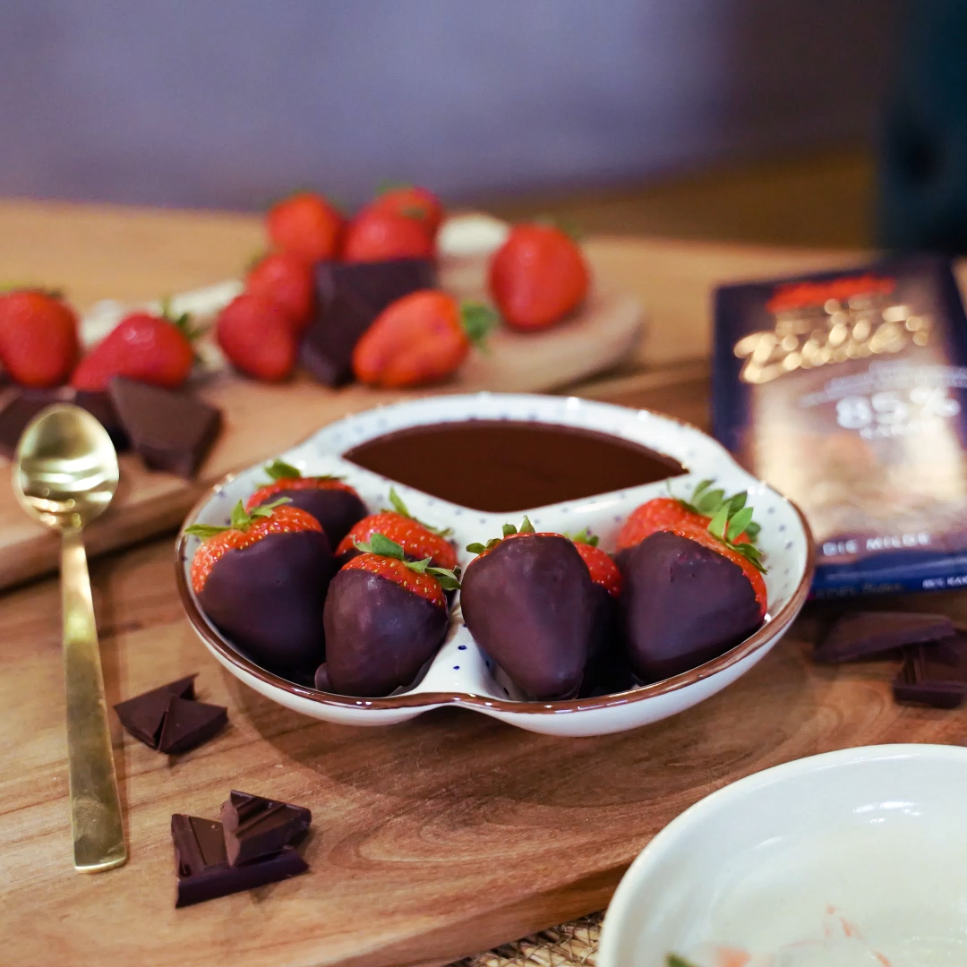 SCHOKO-ERDBEEREN SCHOKO-ERDBEEREN